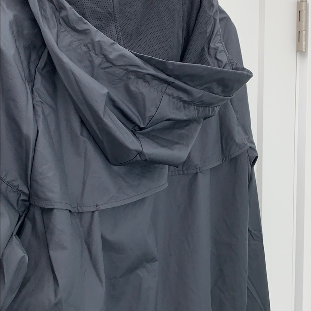 Brand New Mens Nike Sportswear Windrunner - Picture 4 of 6